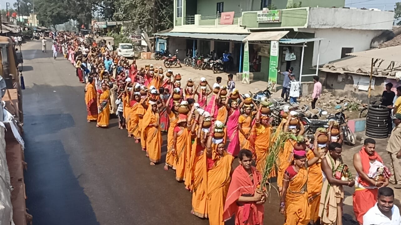 ଗଜ ଲକ୍ଷ୍ମୀ ପୂଜା ପାଇଁ କଳସ ଯାତ୍ରା